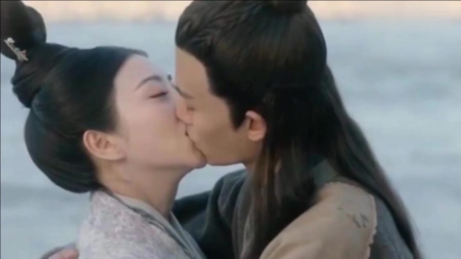 妹妹称姐姐拿走父母财物 担忧父母晚年 母亲:自愿给大女儿保管